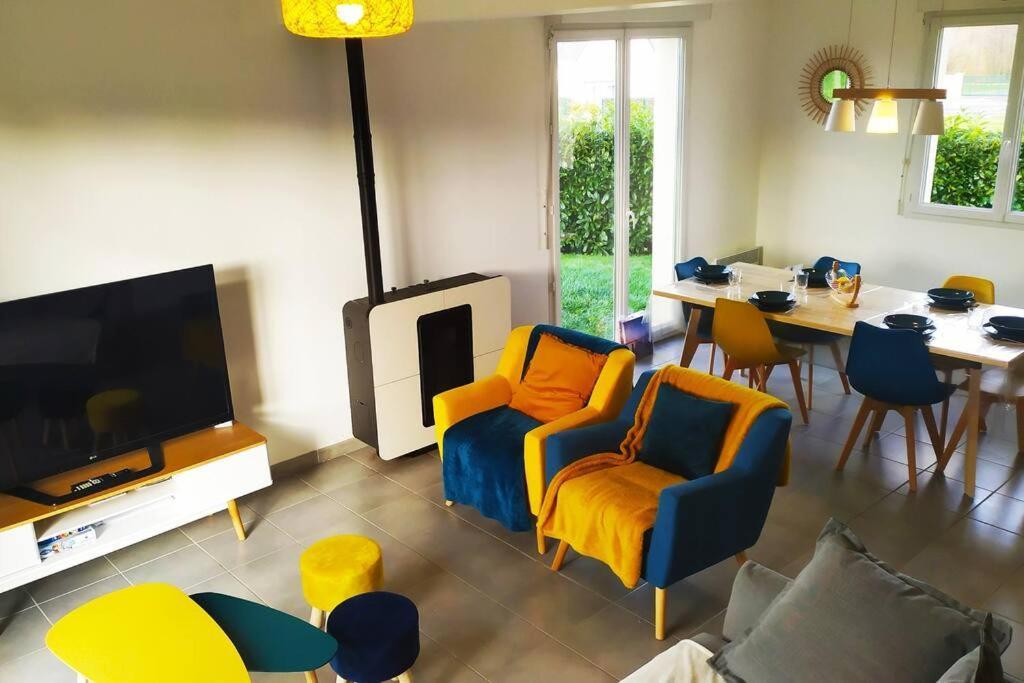 Agreable Maison Moderne, Entre Campagne Et !